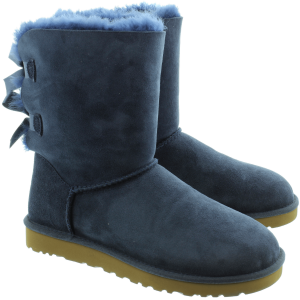 UGG boots PNG