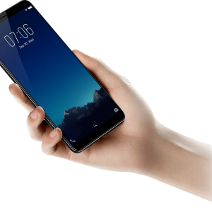 Phone in hand PNG
